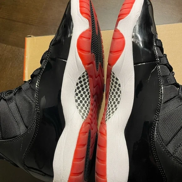 Air Jordan Retro 11 “Bred” (2019)